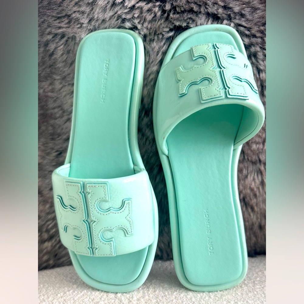 Tory Burch Aqua Double T Leather Slide Sandals – Size 6 - only worn 3 times.